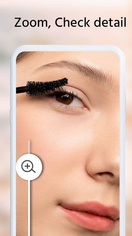 alt text: Chức năng phóng to của Beauty Mirror