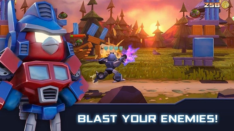 alt text: Giao diện game Angry Birds Transformers với nhân vật robot đang chiến đấu