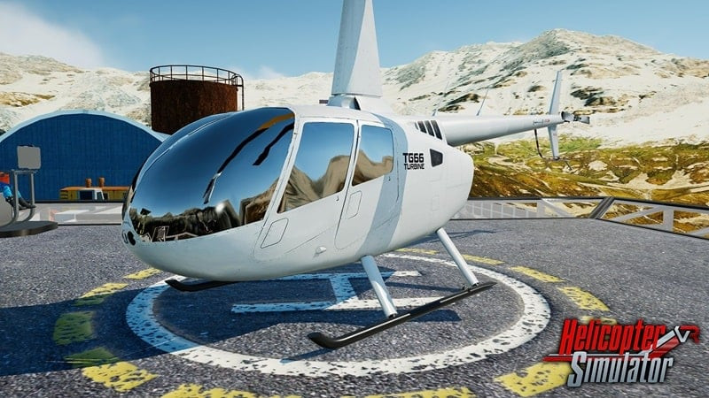 alt text: Hình ảnh giao diện chính của Helicopter Simulator 2023, hiển thị một chiếc máy bay trực thăng đang bay trên biển