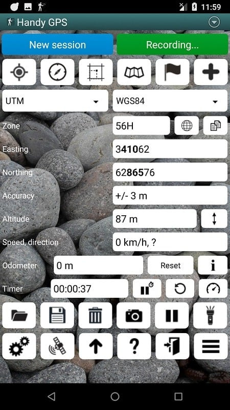 Handy GPS app displaying different coordinate systems